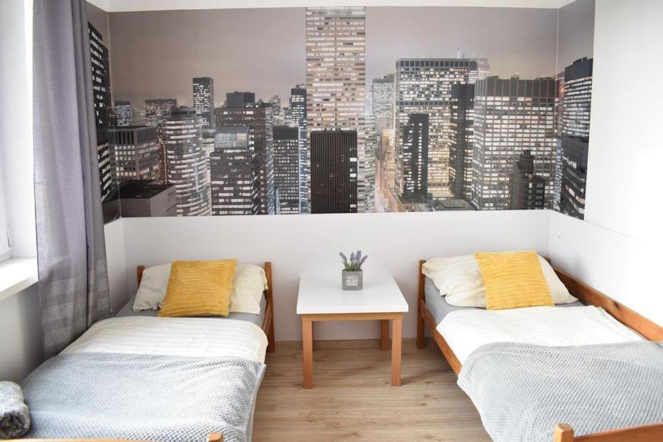 Hostel Przed Switem 乔左维尔考普尔斯基 外观 照片