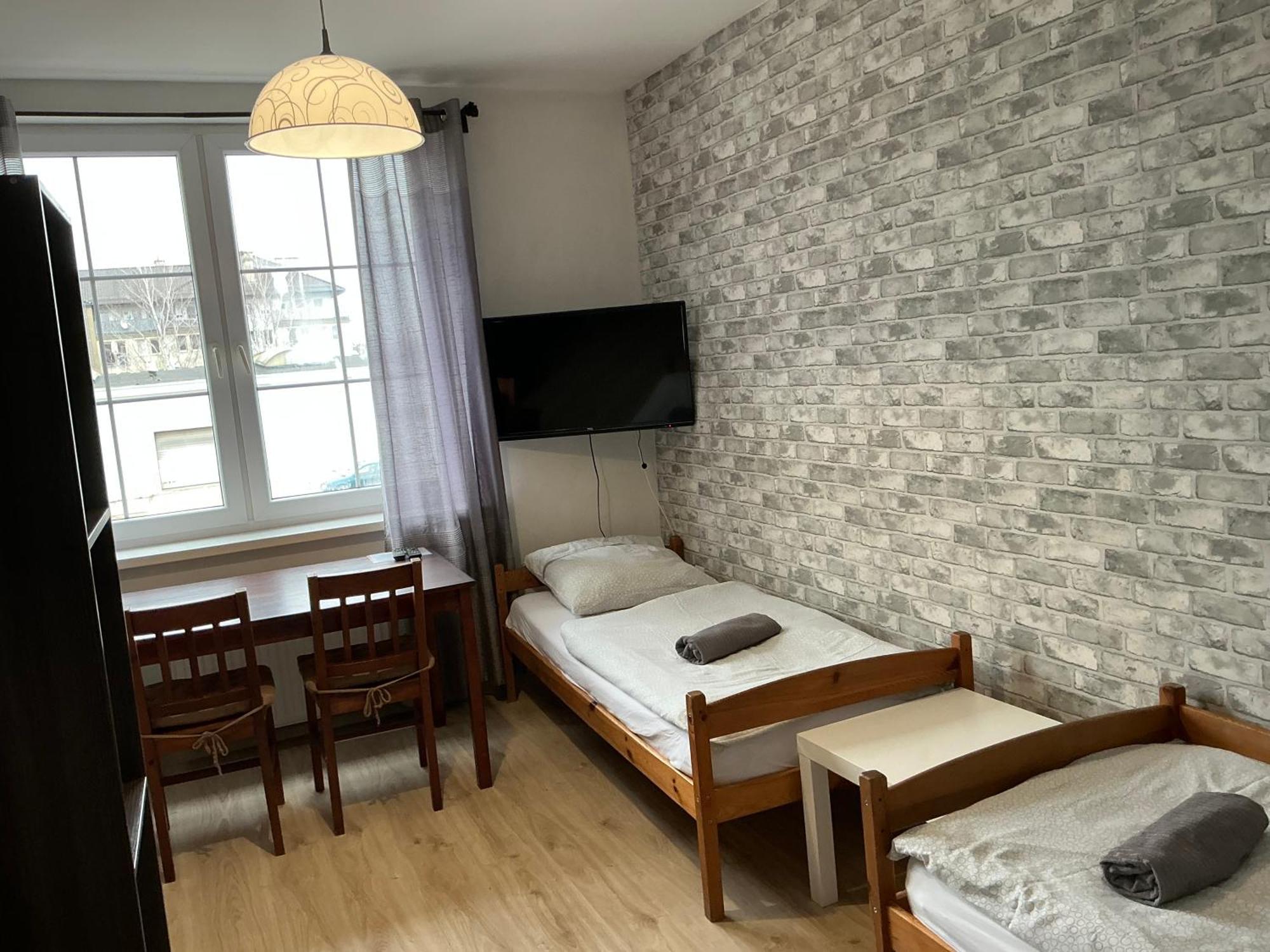 Hostel Przed Switem 乔左维尔考普尔斯基 外观 照片