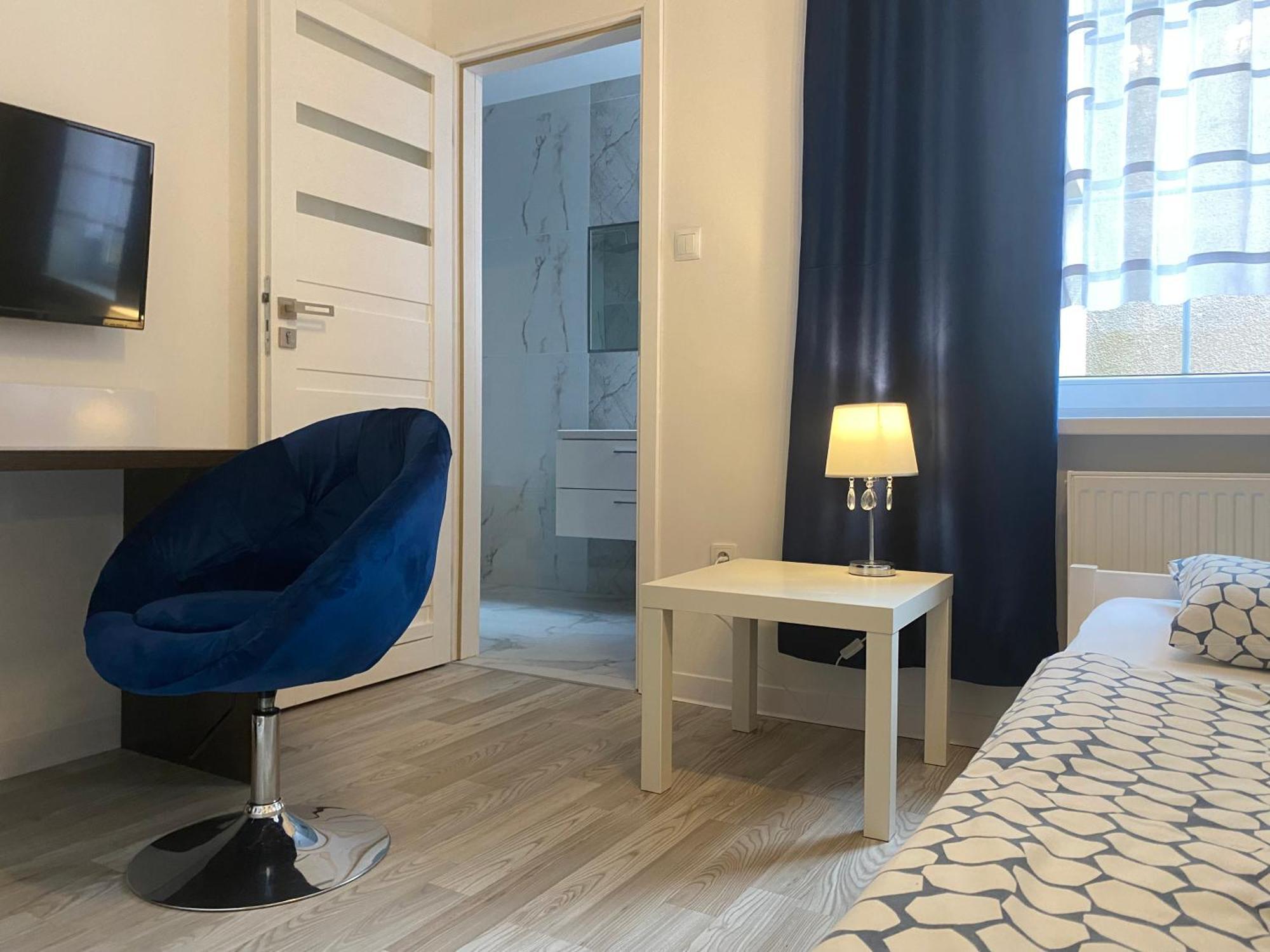 Hostel Przed Switem 乔左维尔考普尔斯基 外观 照片